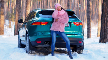 Картинка автомобили -авто+с+девушками jaguar f-pace