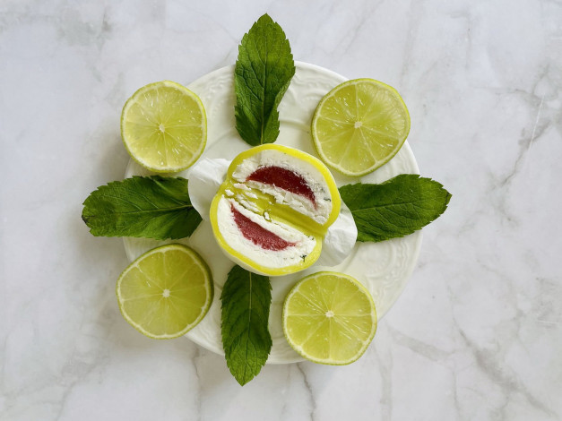 Обои картинки фото еда, пирожные,  кексы,  печенье, мята, пирожное, лайм