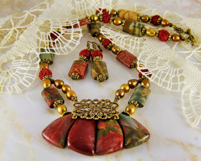 Картинка разное украшения +аксессуары +веера украшение бусы серьги фон ожерелье бижутерия