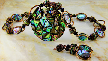 Картинка разное украшения +аксессуары +веера фон бусы серьги ожерелье бижутерия украшение