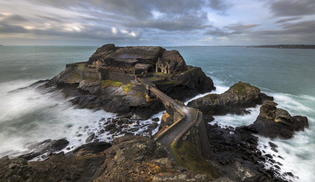 Обои картинки фото breizh, города, - дворцы,  замки,  крепости, побережье, мост, остров, скала
