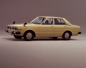 Картинка автомобили nissan datsun