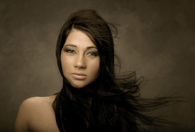 Обои картинки фото девушки, -unsort , лица,  портреты, взгляд, фон, девушка