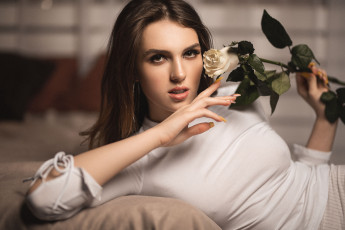 Картинка девушки -+брюнетки +шатенки девушка красивая супер секси няша нежная классная модница лапочка мадам