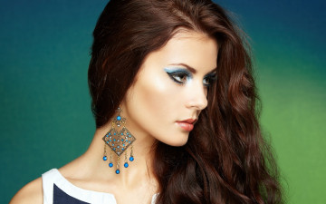 Картинка девушки -+лица +портреты модель брюнетка макияж портрет серьга