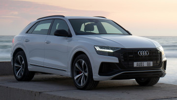 Картинка audi+q8+55+tfsi+quattro+s-line автомобили audi белый набережная море