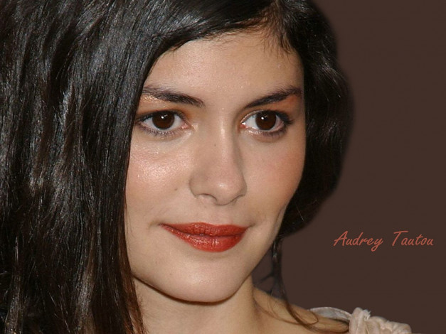 Обои картинки фото Audrey Tautou, девушки