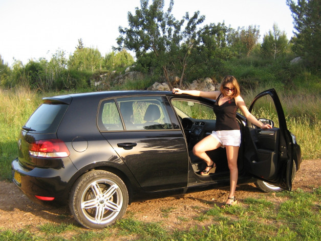 Обои картинки фото автомобили, авто, девушками, девушка, фольцваген