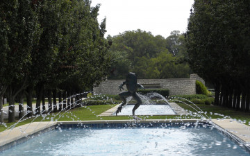 Картинка города фонтаны парк лягушка