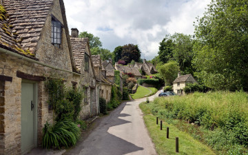 Картинка города улицы площади набережные дорога дома улица
