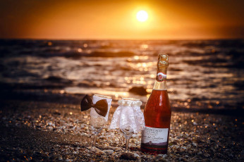 Картинка бренды бренды+напитков+ разное бокалы закат