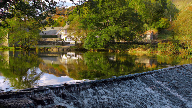 Обои картинки фото города, - улицы,  площади,  набережные, река, дома, зелень