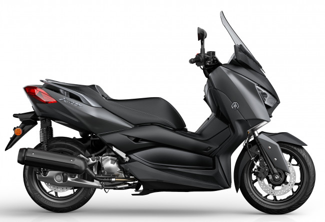 Обои картинки фото мотоциклы, мотороллеры, yamaha