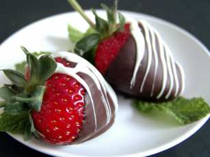 Картинка еда клубника +земляника десерт