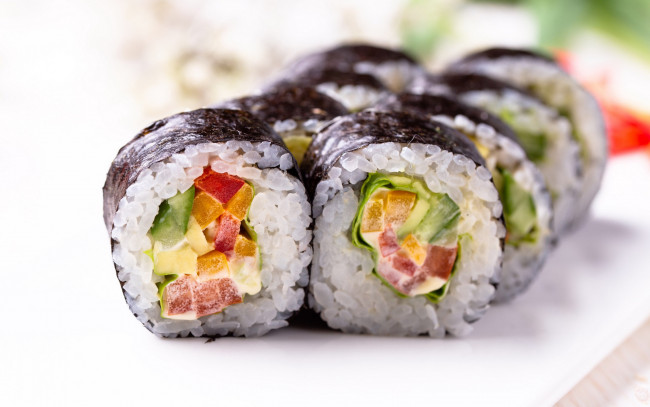 Обои картинки фото еда, рыба,  морепродукты,  суши,  роллы, суши, японская, кухня