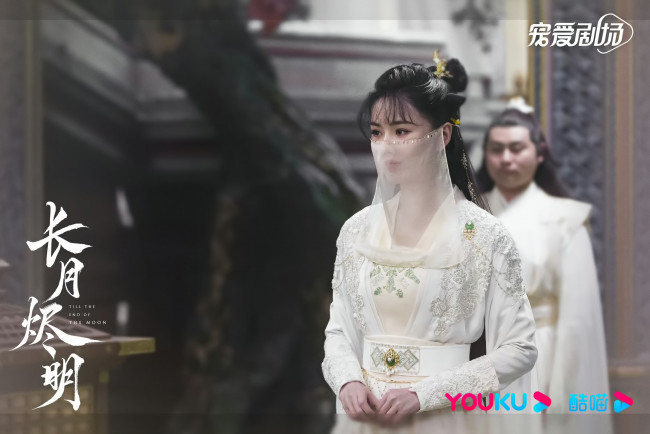 Обои картинки фото кино фильмы, till the end of the moon, светлый, пепел, луны