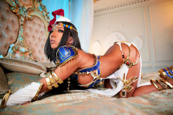 Картинка девушки nonsummerjack образ косплей наряд украшения кровать