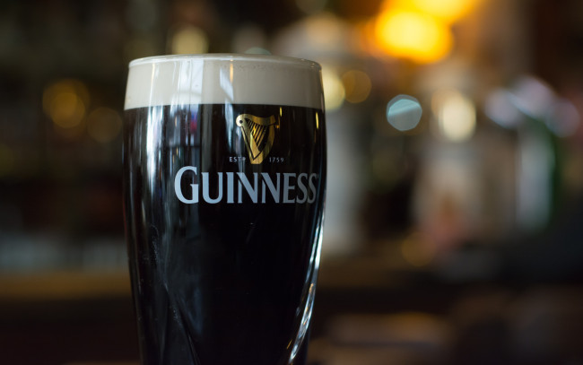 Обои картинки фото бренды, guinness, пиво