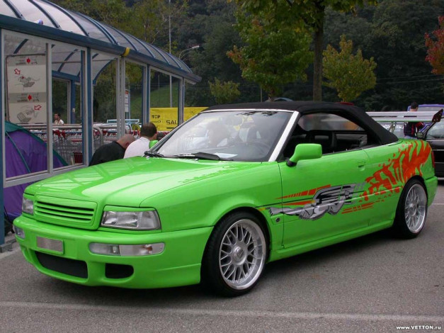 Обои картинки фото audi, 80, tuning, автомобили, выставки, уличные, фото