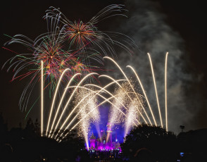 Картинка города диснейленд штат флорида сша фейерверк шоу представление замок золушки зрелище