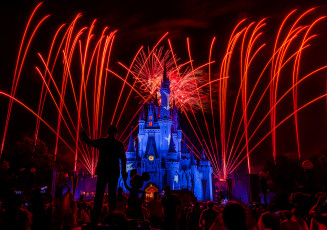 Картинка города диснейленд фейерверк