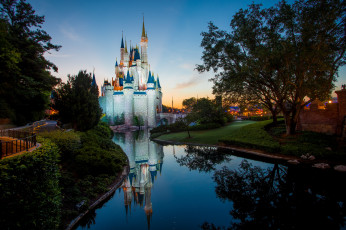 Картинка города диснейленд замок золушки королевство