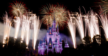 Картинка города диснейленд замок золушки штат флорида сша фейерверк шоу представление зрелище