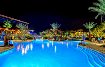 Картинка интерьер бассейны открытые площадки disneyland hotel