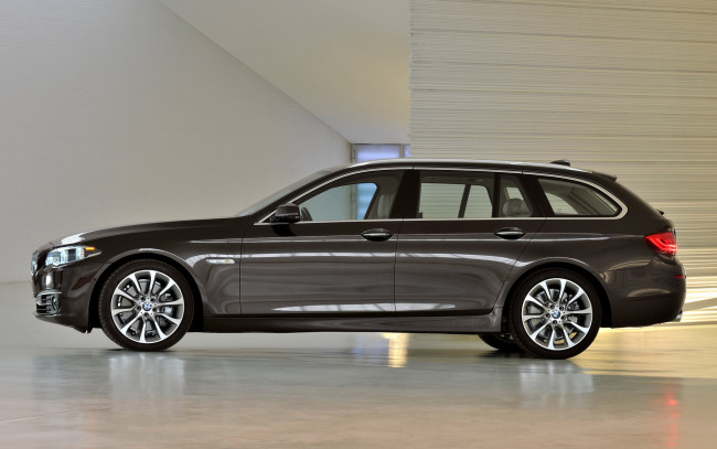Обои картинки фото автомобили, bmw, car, touring, 530d