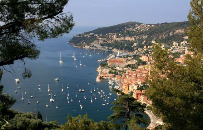 Обои картинки фото остров, port, cros, france, города, панорамы, море, панорама, дома, берег