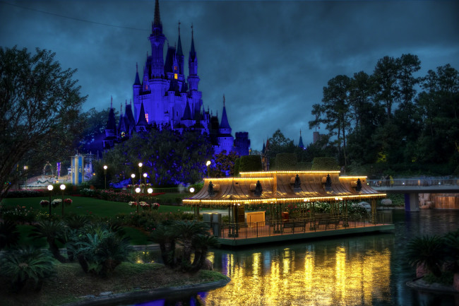 Обои картинки фото города, диснейленд, озеро, хамок