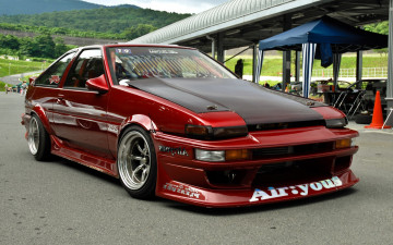 Картинка автомобили выставки+и+уличные+фото toyota