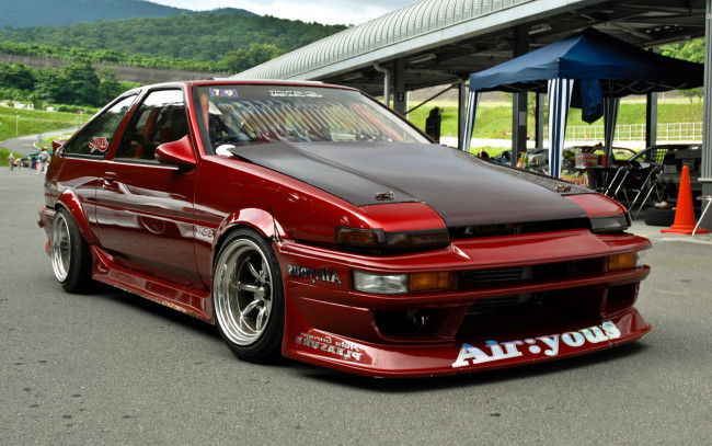 Обои картинки фото автомобили, выставки и уличные фото, toyota