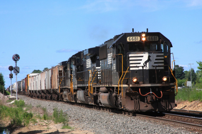 Обои картинки фото техника, поезда, железная, локомотив, рельсы, дорога, состав