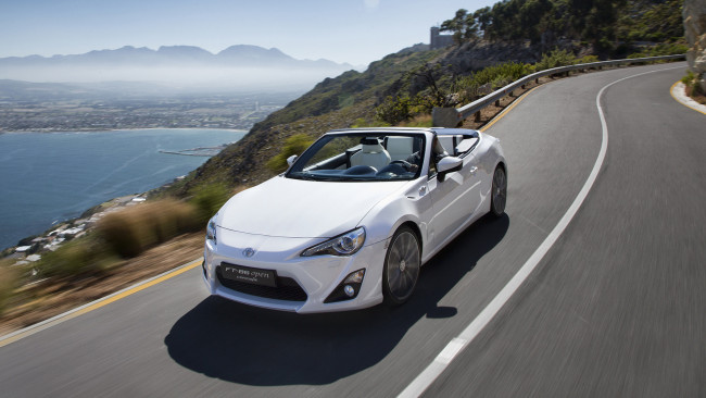 Обои картинки фото toyota fr-86 оpen сoncept 2013, автомобили, toyota, оpen, fr-86, 2013, трасса, сoncept