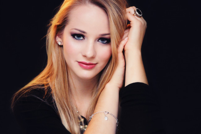 Обои картинки фото девушки, -unsort , лица,  портреты, взгляд, лицо