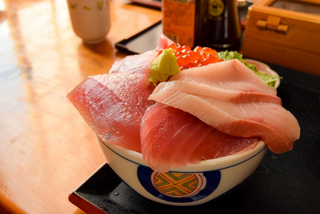 Обои картинки фото еда, рыба,  морепродукты,  суши,  роллы, деликатесы