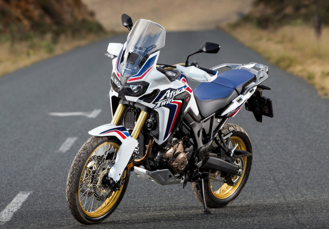 Обои картинки фото мотоциклы, honda