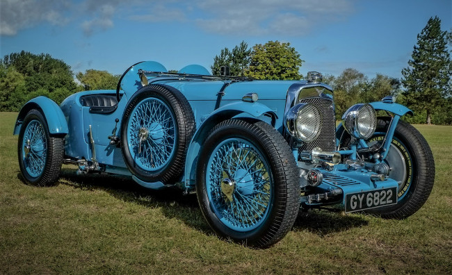 Обои картинки фото автомобили, классика, aston-martin