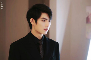 Картинка кино+фильмы how+to+survive+a+difficulty+in+the+brainless+manga ван хао сюань