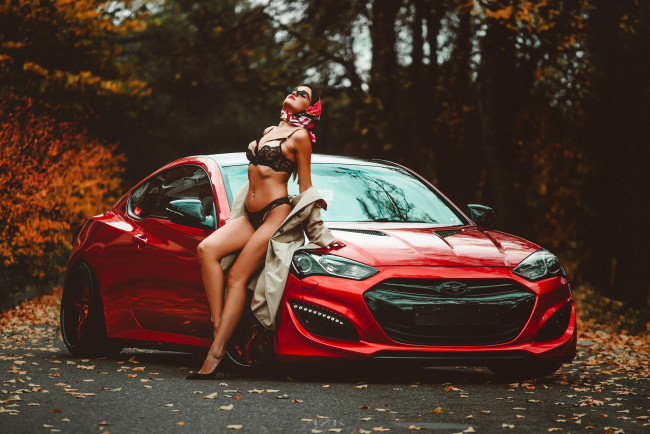 Обои картинки фото девушка - girl, автомобили, -авто с девушками, девушка, женщина, брюнетка, темноволосая, сексуальная, модель, звезда, позирует, разная, обувь, верхняя, стильная, одежда, нижнее, эротическое, бельё, трусы, лифчик, колготки, чулки, аксессуары, макияж, и, множество, элементов, на, фотографии