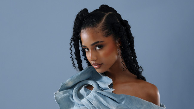 Обои картинки фото музыка, -другое, тайла, лаура, ситал, известная, как, tyla, певица, автор, песен, йоханнесбург, юар