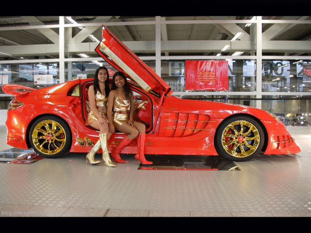 Обои картинки фото автомобили, авто, девушками