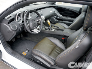 Картинка hurst 2010 chevrolet camaro автомобили интерьеры