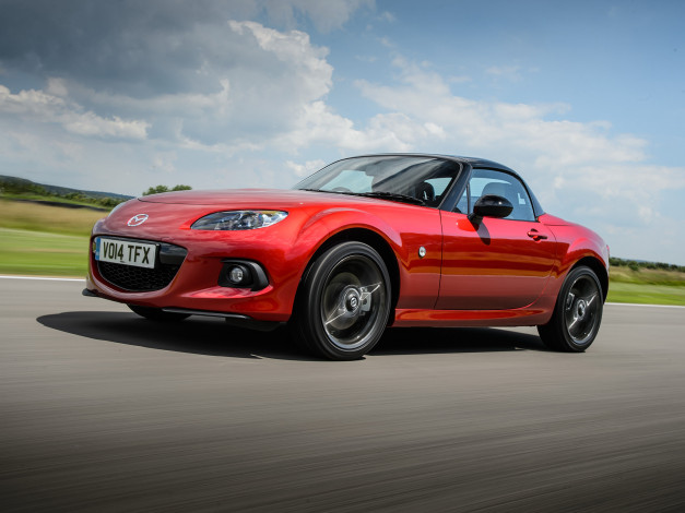 Обои картинки фото автомобили, mazda, красный, 2014г, nc3, uk-spec, mx-5, 25th, anniversary