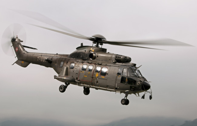 Обои картинки фото eurocopter as532ul, авиация, вертолёты, вертушка