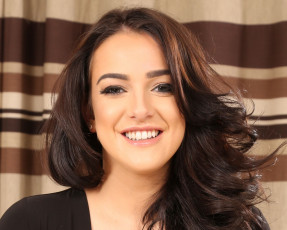 Картинка jessika+jinx девушки взгляд тёмная шатенка красивая женщина улыбка портрет