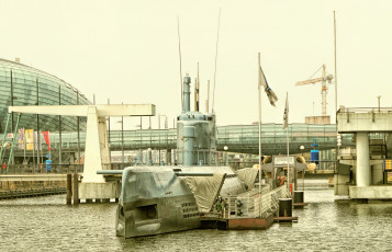 Картинка корабли моторные+лодки субмарина