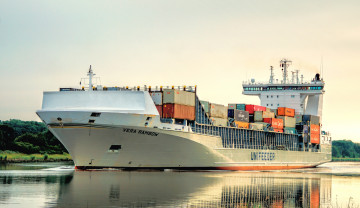 Картинка корабли грузовые+суда контейнеровоз