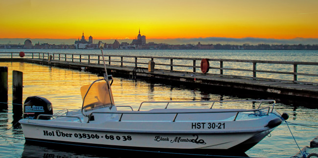 Обои картинки фото корабли, катера, приччал